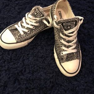 zig zag converse